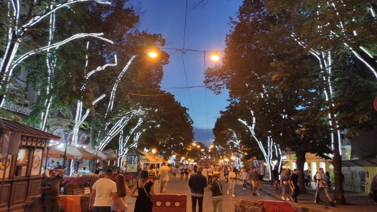 Квартира На Дерибасовcкой Odessa Buitenkant foto